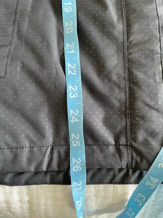 The North Face Gray Dot Print Hooded Rain Shell Jacket - Picture 16 of 17